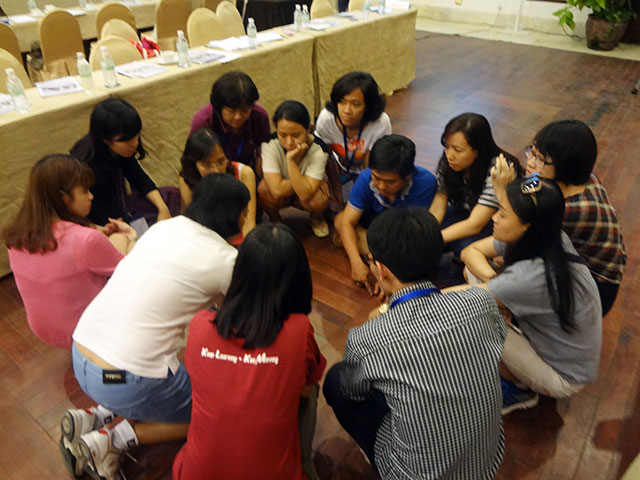 Cooperate Transversally - Sanofi (05.03.2015)